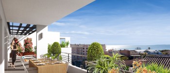 SUPERBE 2 PIECES FREJUS PROX PLAGE 