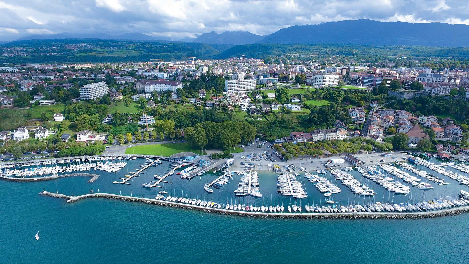 Résidence à Thonon les Bains Proche supermarché Proche crèche, école et lycée Résidence à Thonon les Bains Proche supermarché, Proche crèche, école et lycée, ,