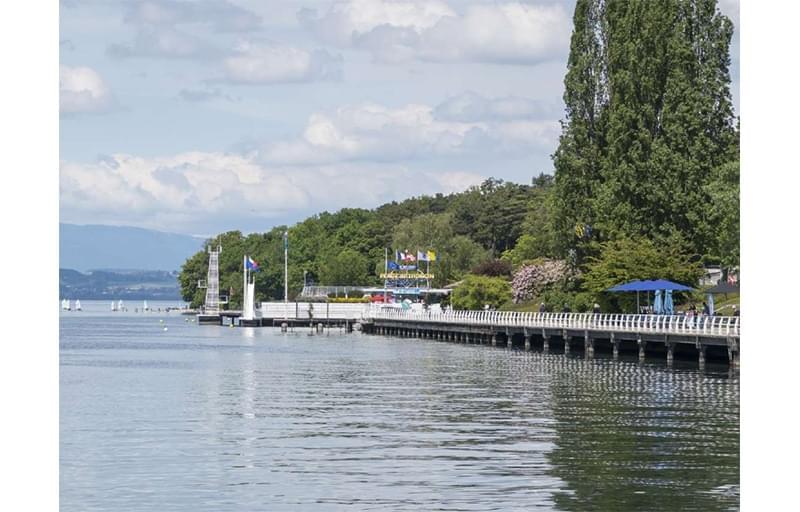 Résidence à Thonon les Bains Proche transports en commun Belles tailles des balcons et grandes terrasses en attique Quartier calme Résidence à Thonon les Bains Proche transports en commun, Belles tailles des balcons et grandes terrasses en attique, Quartier calme,