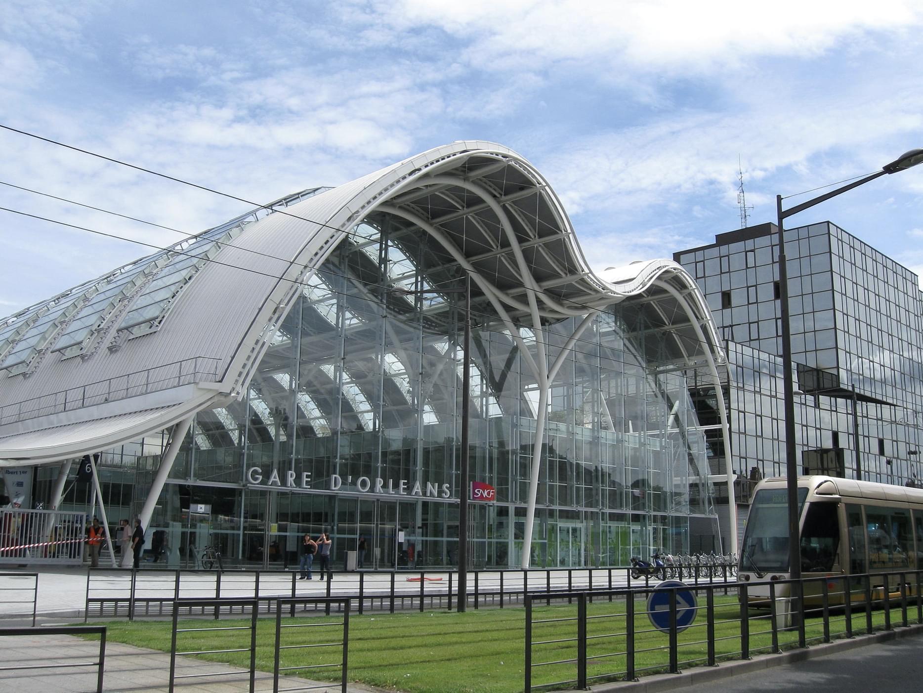 Résidence à Orléans Proche Gare SNCF, Proche Commerces, Proche écoles,