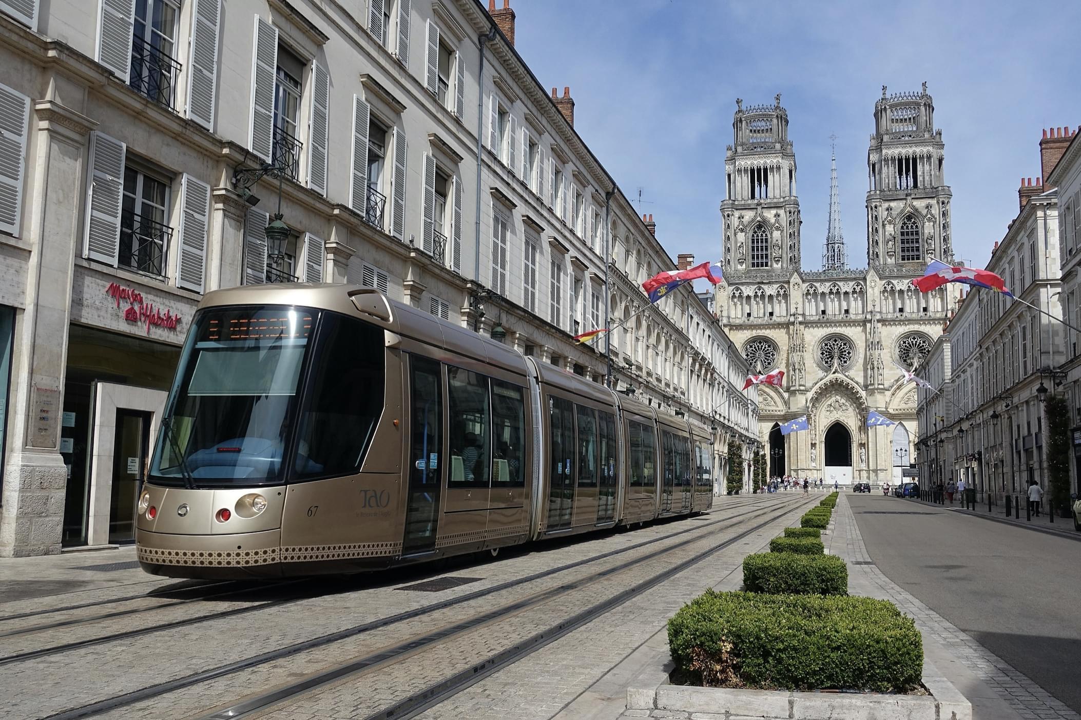 Résidence à Orléans Proche Gare SNCF, Proche Commerces, Proche écoles,