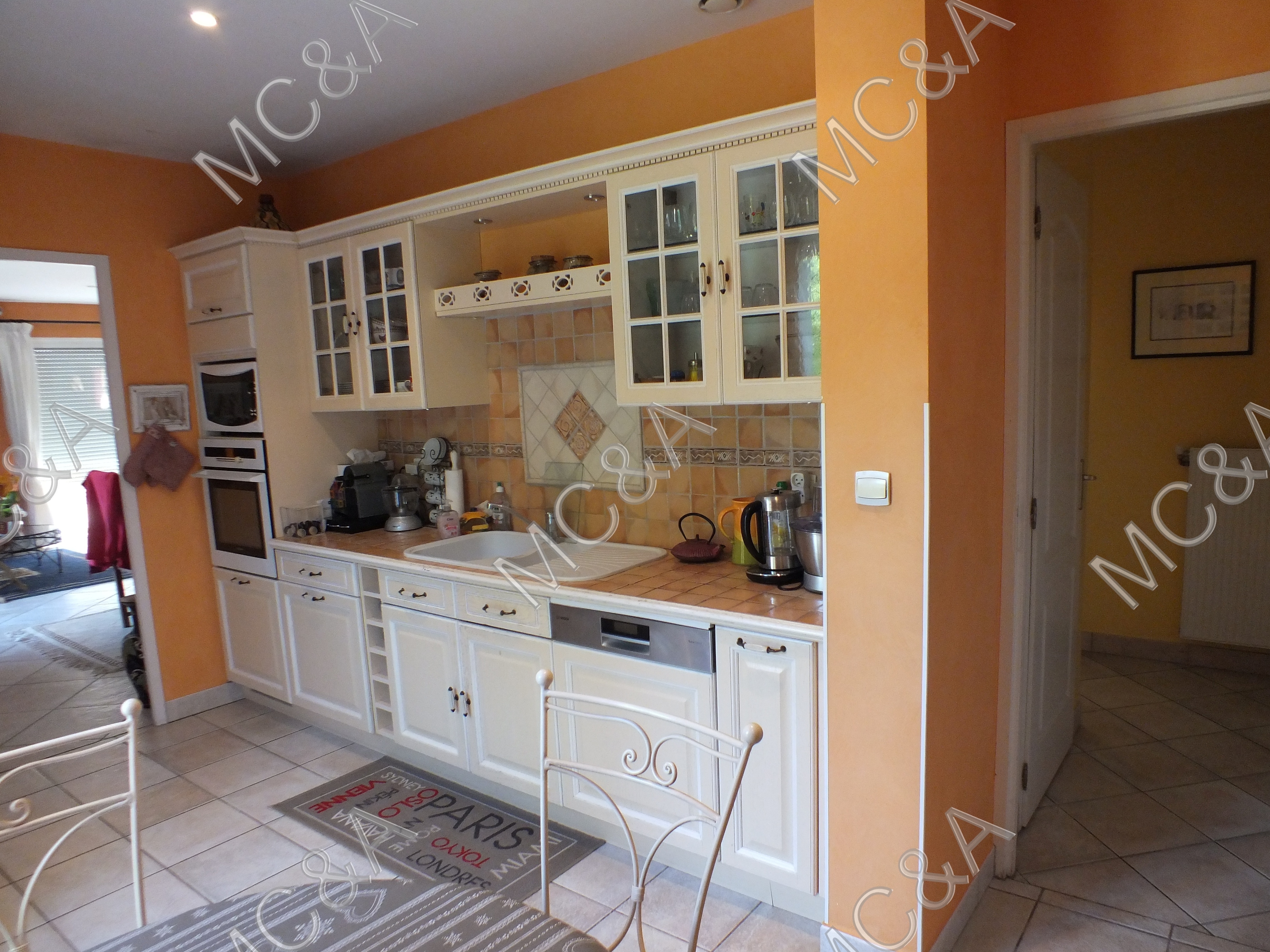 Résidence à Grezieu la Varenne Grand séjour, triple orientation, sans vis a vis secteur calme,