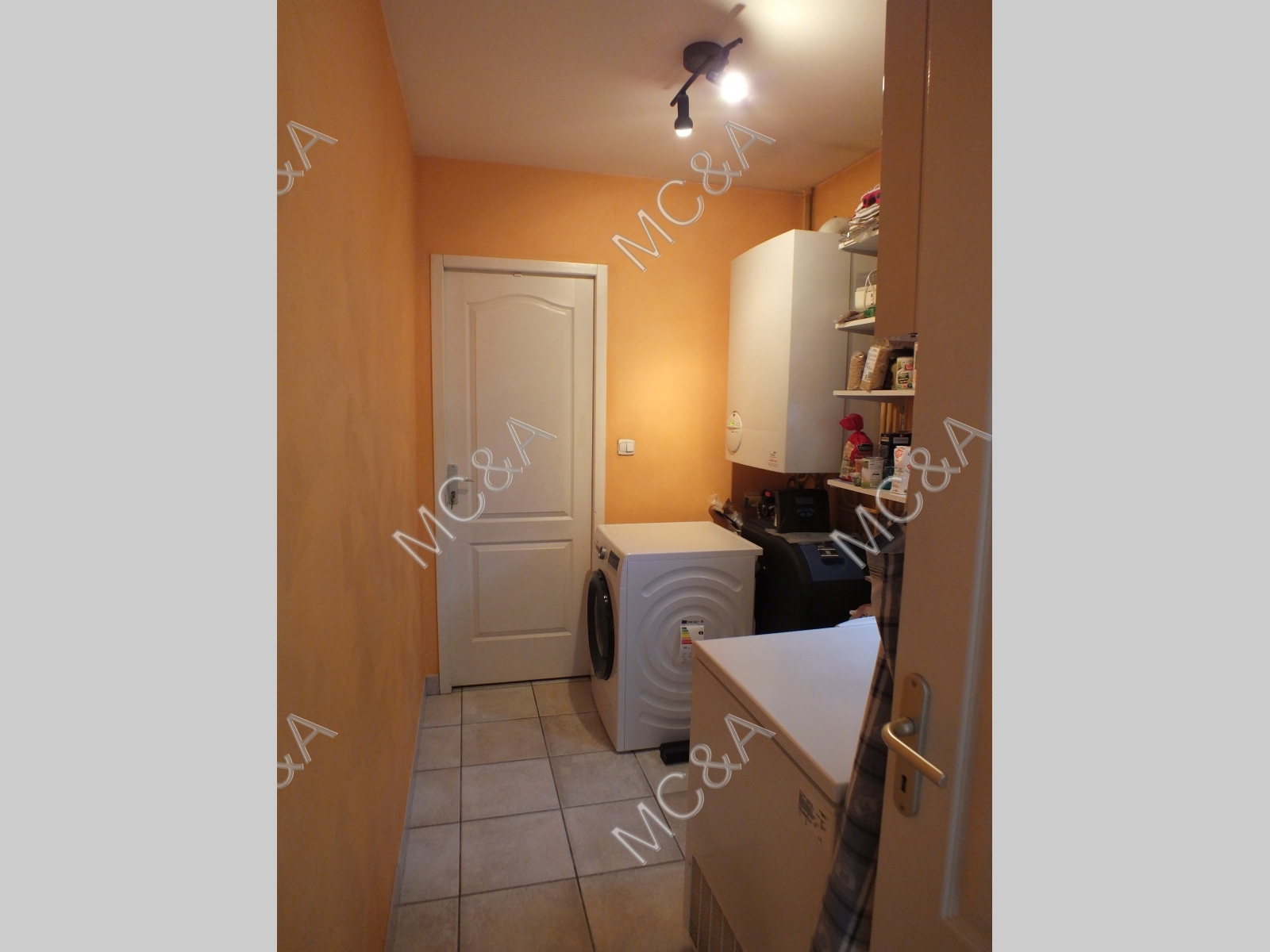 Résidence à Grezieu la Varenne Grand séjour, triple orientation, sans vis a vis secteur calme,