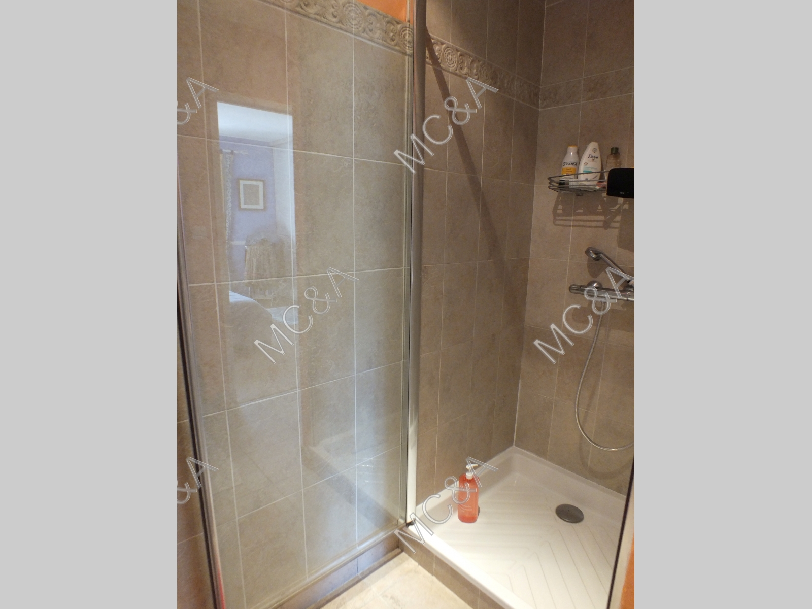 Résidence à Grezieu la Varenne Grand séjour, triple orientation, sans vis a vis secteur calme,