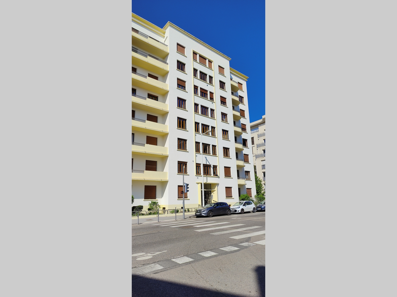 Résidence à Lyon 8 APPARTEMENT 4 PIECES ,