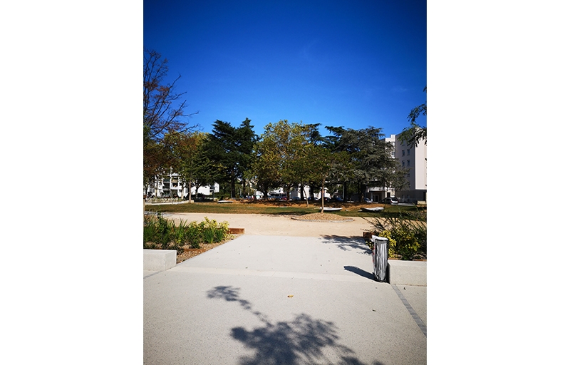 Résidence à Venissieux Beau parc arboré Tram T6 à 5 minutes Résidence intimiste Résidence à Venissieux Beau parc arboré, Tram T6 à 5 minutes, Résidence intimiste,