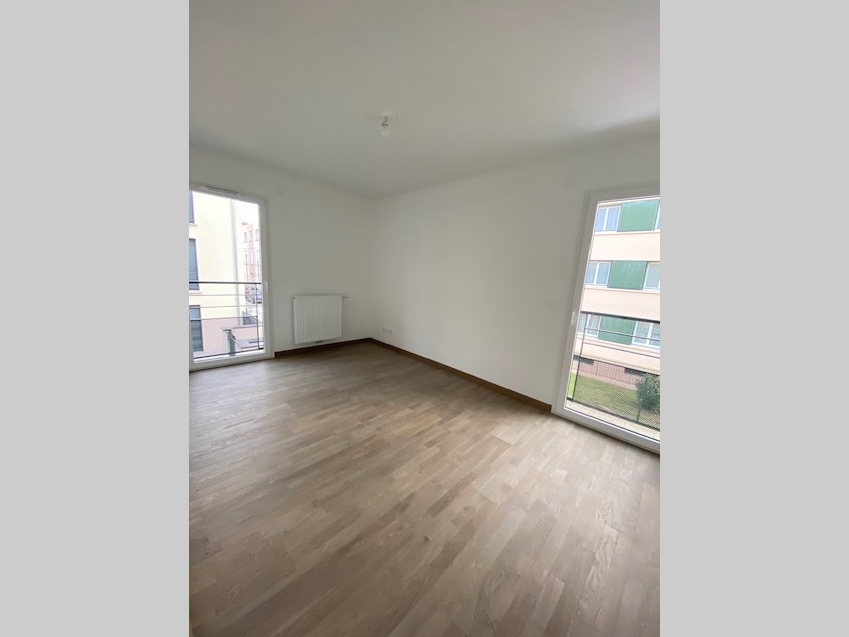 Résidence à Venissieux Quartier d'avenir Petite copropriété Seulement 28 logements Résidence à Venissieux Quartier d'avenir, Petite copropriété, Seulement 28 logements,