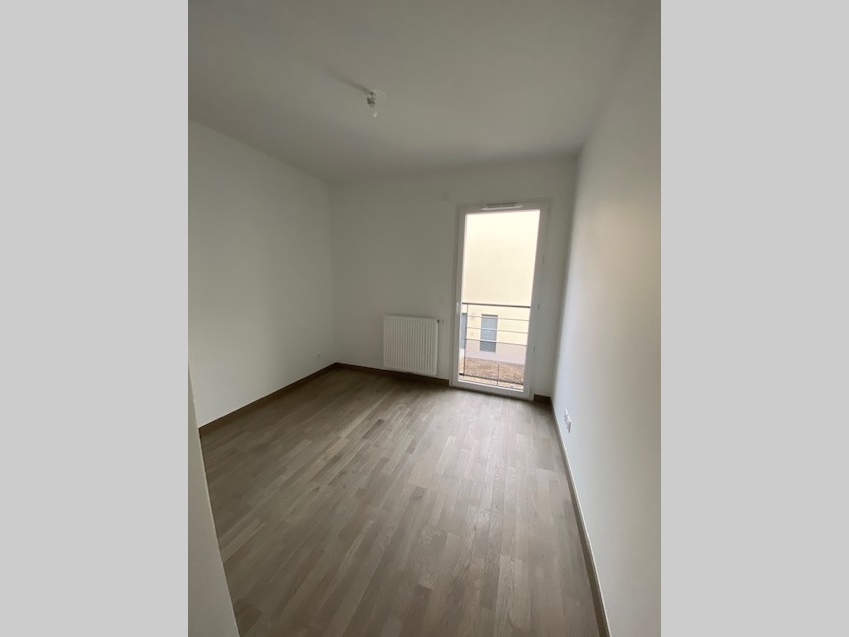 Résidence à Venissieux Quartier d'avenir Petite copropriété Seulement 28 logements Résidence à Venissieux Quartier d'avenir, Petite copropriété, Seulement 28 logements,