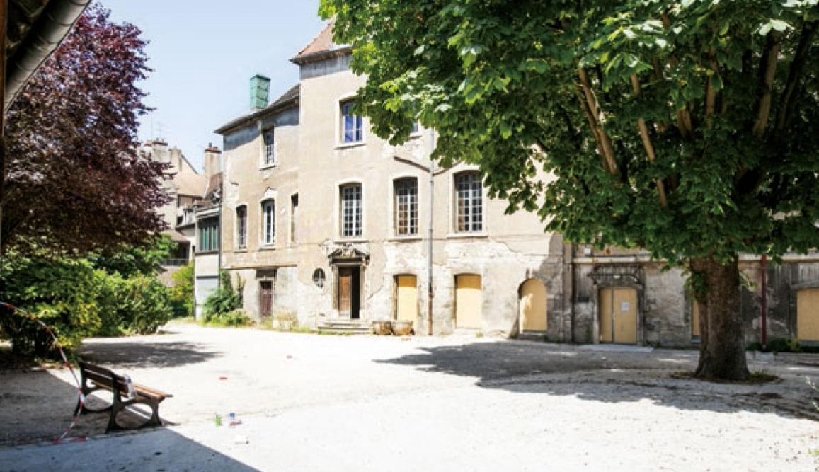 Résidence à Chalon-sur-Saône Belle architecture, Situation exceptionnelle en plein coeur de la ville,